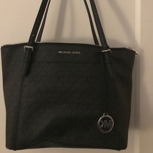 Michael Kors Shoulder Bag